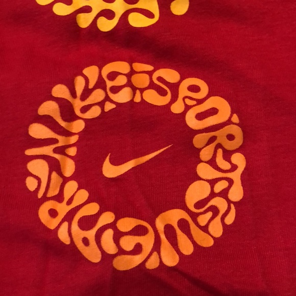 NIKE SQUIGGLES UNIVERSITY RED LONG SLEEVE TEE LARGE - Picture 8 of 11